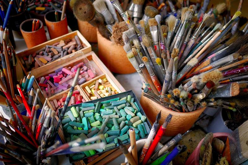 brushes-2927793